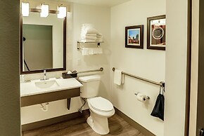 Country Inn & Suites by Radisson, Nashville Airport, TN