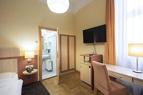 ACHAT Sternhotel Bonn