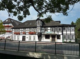 AKZENT Hotel Zur Wasserburg , bed & breakfast