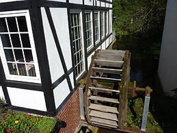 AKZENT Hotel Zur Wasserburg , bed & breakfast