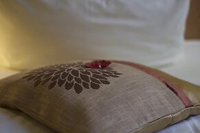 Acron Hotel