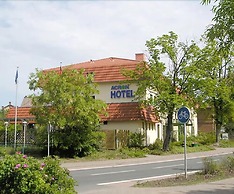 Acron Hotel