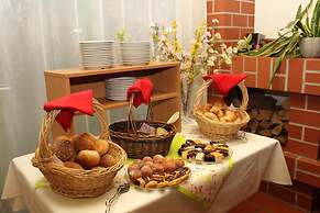Acron Hotel