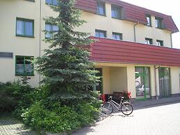 Acron Hotel