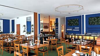 Acron Hotel