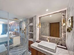 Radisson Blu Hotel & Suites GRT Chennai