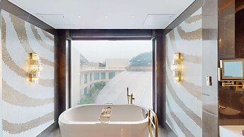 Radisson Blu Hotel & Suites GRT Chennai