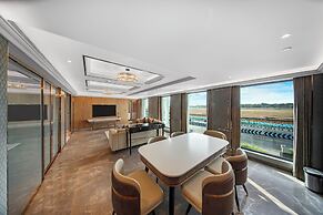 Radisson Blu Hotel & Suites GRT Chennai