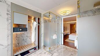 Radisson Blu Hotel & Suites GRT Chennai