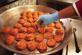 Radisson Blu Hotel & Suites GRT Chennai