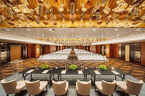 Radisson Blu Hotel & Suites GRT Chennai