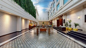 Radisson Blu Hotel & Suites GRT Chennai