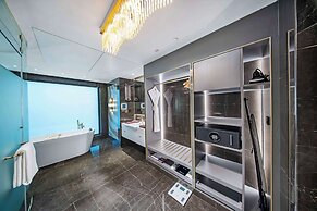 Radisson Blu Hotel & Suites GRT Chennai