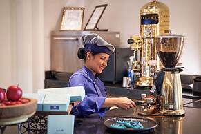 Radisson Blu Hotel & Suites GRT Chennai