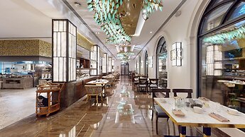 Radisson Blu Hotel & Suites GRT Chennai