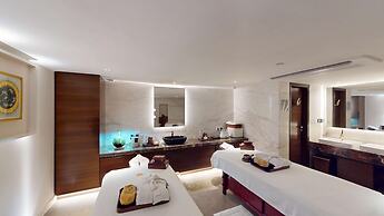 Radisson Blu Hotel & Suites GRT Chennai