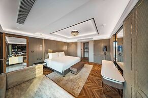 Radisson Blu Hotel & Suites GRT Chennai