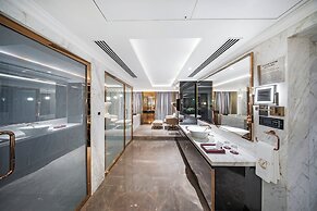 Radisson Blu Hotel & Suites GRT Chennai