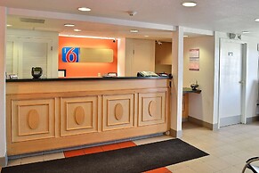 Motel 6 Billings, MT - North