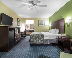 Rodeway Inn & Suites