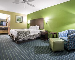Rodeway Inn & Suites