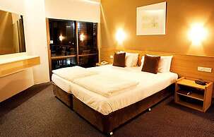 Nautilus Beachfront Villas & Spa