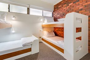 Nautilus Beachfront Villas & Spa