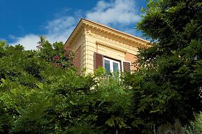 Villa Cheta Hotel & Restaurant