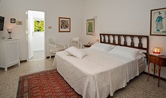 Villa Cheta Hotel & Restaurant