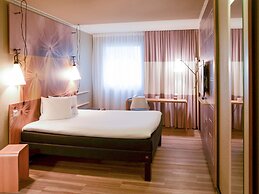 ibis Frankfurt Airport