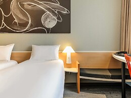 ibis Luebeck