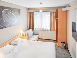 ibis Luebeck