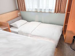 ibis Luebeck