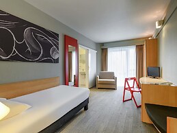 ibis Luebeck