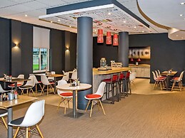 ibis Sheffield City
