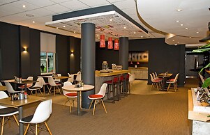 ibis Sheffield City