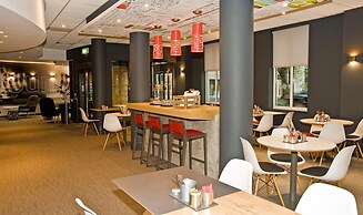 ibis Sheffield City