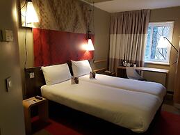 ibis Sheffield City