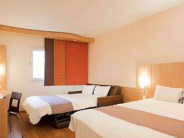 ibis Paris Pantin Eglise