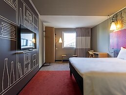 ibis Paris Pantin Eglise