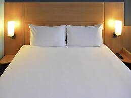 ibis London Thurrock M25