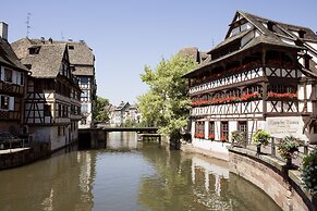 Hôtel ibis Strasbourg Centre Petite France