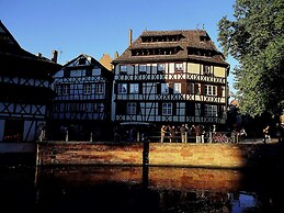 Hôtel ibis Strasbourg Centre Petite France