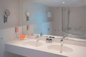 Vienna House Easy by Wyndham Wuppertal