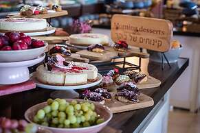 Leonardo Gordon Beach