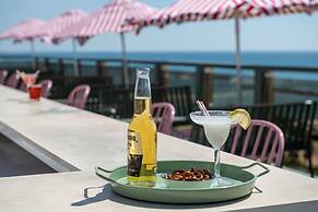 Leonardo Gordon Beach