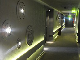 Axis Vermar Conference & Beach Hotel