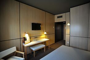 Axis Vermar Conference & Beach Hotel