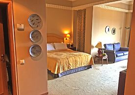Warwick Palm Beach Hotel