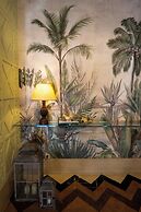 Warwick Palm Beach Hotel